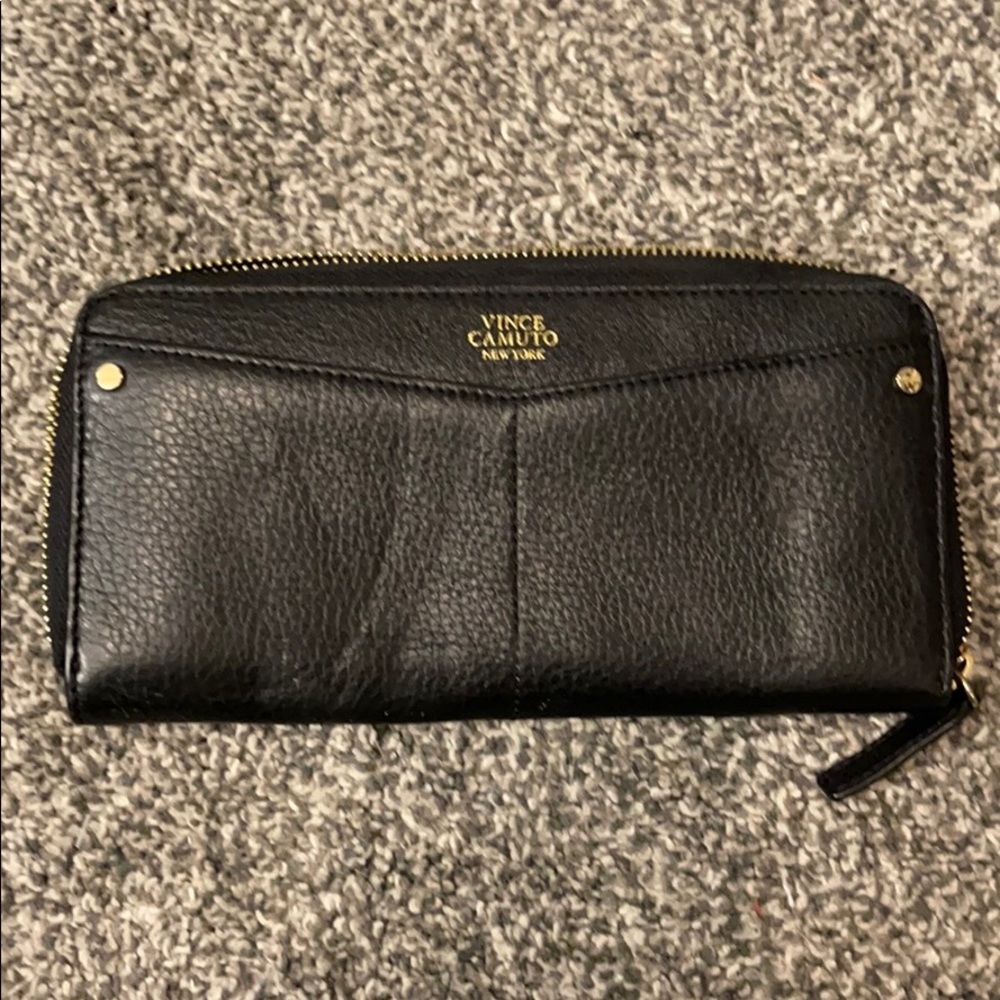 Vince Camuto leather wallet